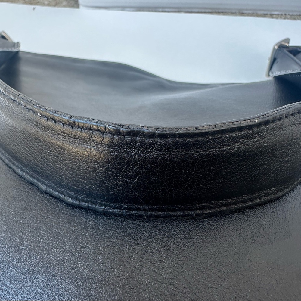 Vintage COACH All Leather Large Black Leather Slim Shoulder Tote Bag #9406 - Picture 4 of 16